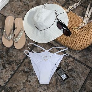 Women’s swimsuit bikini bottom size small